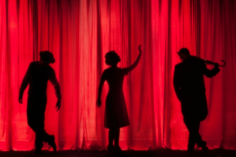 Alone Spotlight Monoact Performance
